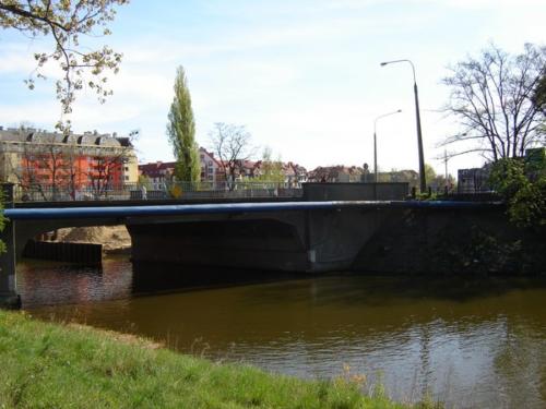 most_warszawski_kanal